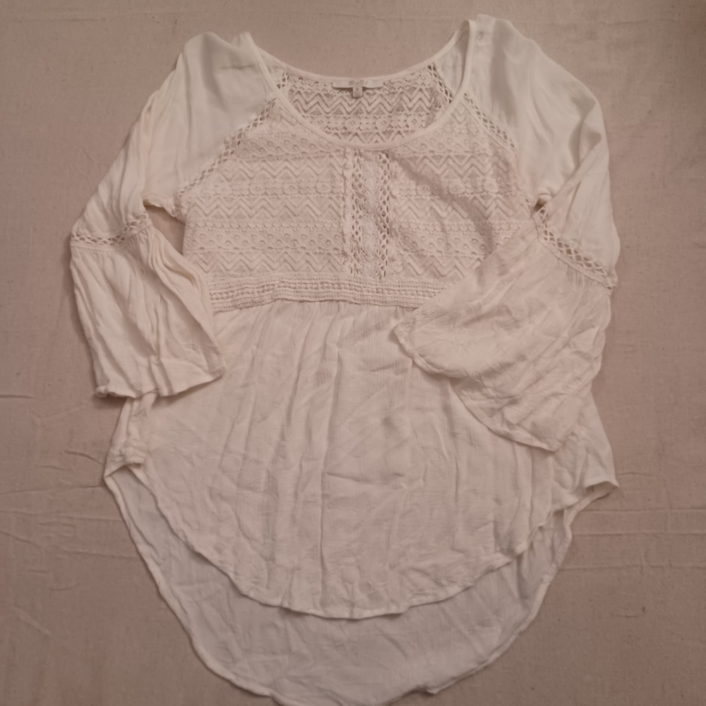 Miss Me Cream Lace Accent Blouse Women's Size Medium